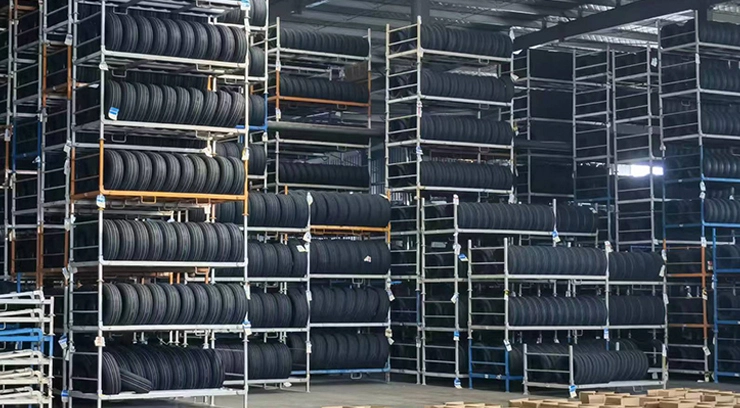 Economizador de espaço: Otimizando a organização do armazém com racks de armazenamento de pneus de caminhão comercial